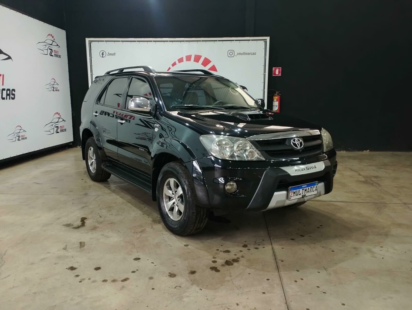 Imagem do veículo  TOYOTA HILUX SW4